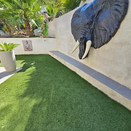 Bed & Breakfast O Balinais Mini Avec Et Piscine Privative Marseilles